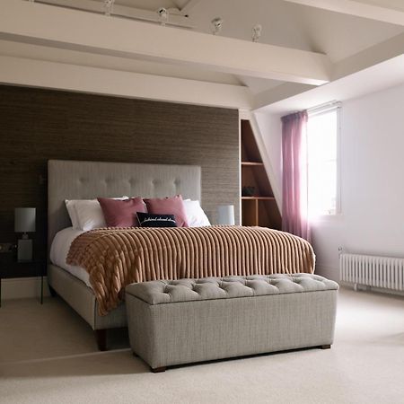 Вилла Cambridge House Бат Экстерьер фото